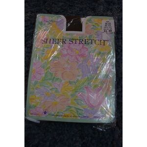 NIP Vtg sheer beige pantyhose